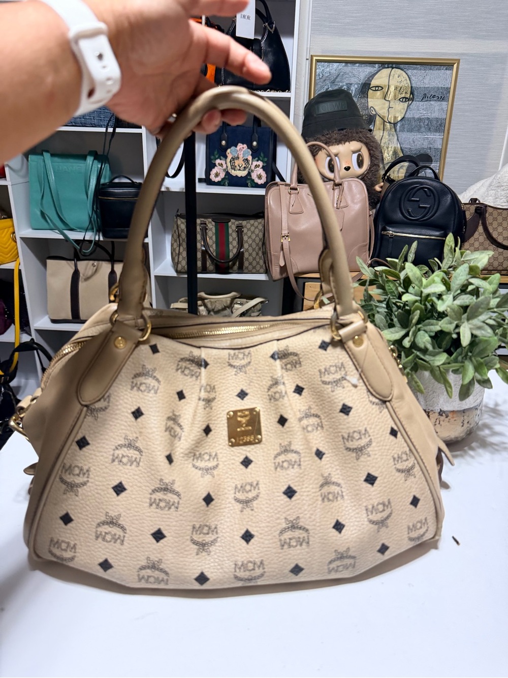 Hobo bag